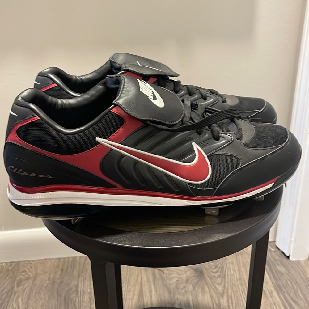 Nike men’s baseball cleats size 16